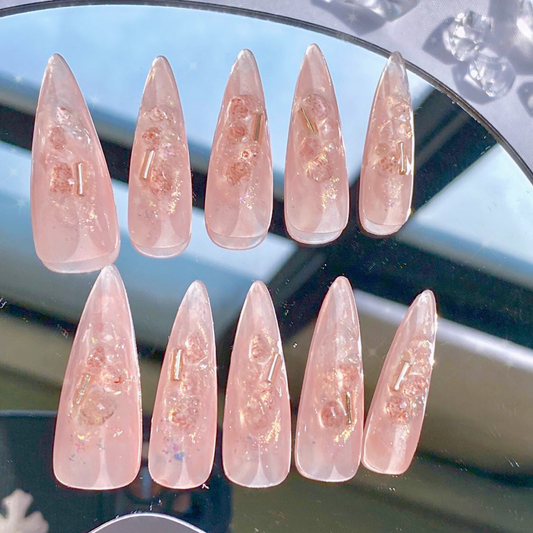 2022 New style handmade nail wear Strawberry crystal nail enhancement products Customized luxury high-end nail enhancement products Customized
