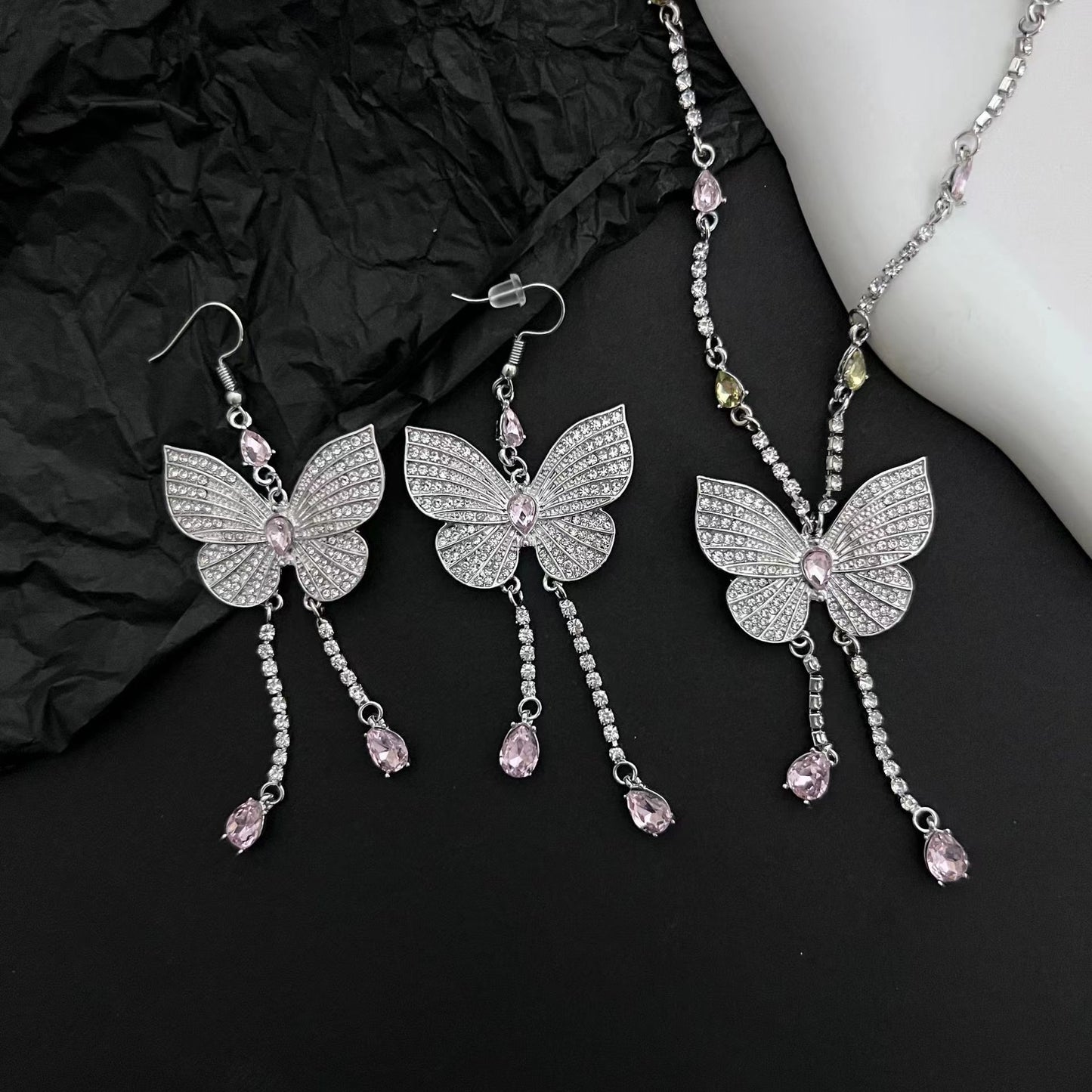 Xiaohongshu Knocking Immortal Butterfly Tassel Necklace Light Luxury Advanced Butterfly Fairy Earrings Long