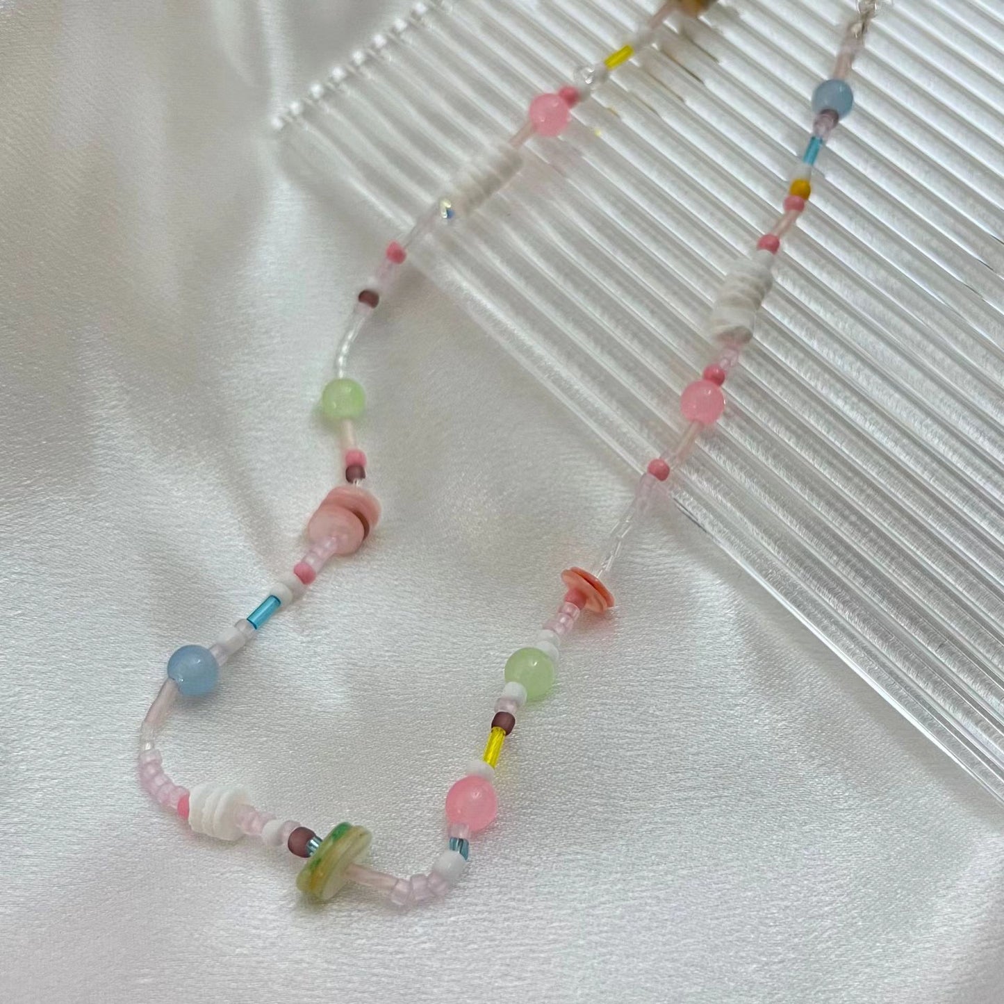Spring Handmade~Colorful Beaded Necklace for Women's Fresh Temperament Clavicle Chain Sweet Girl Childlike Fun Balloon Dog Clavicle Chain Neck