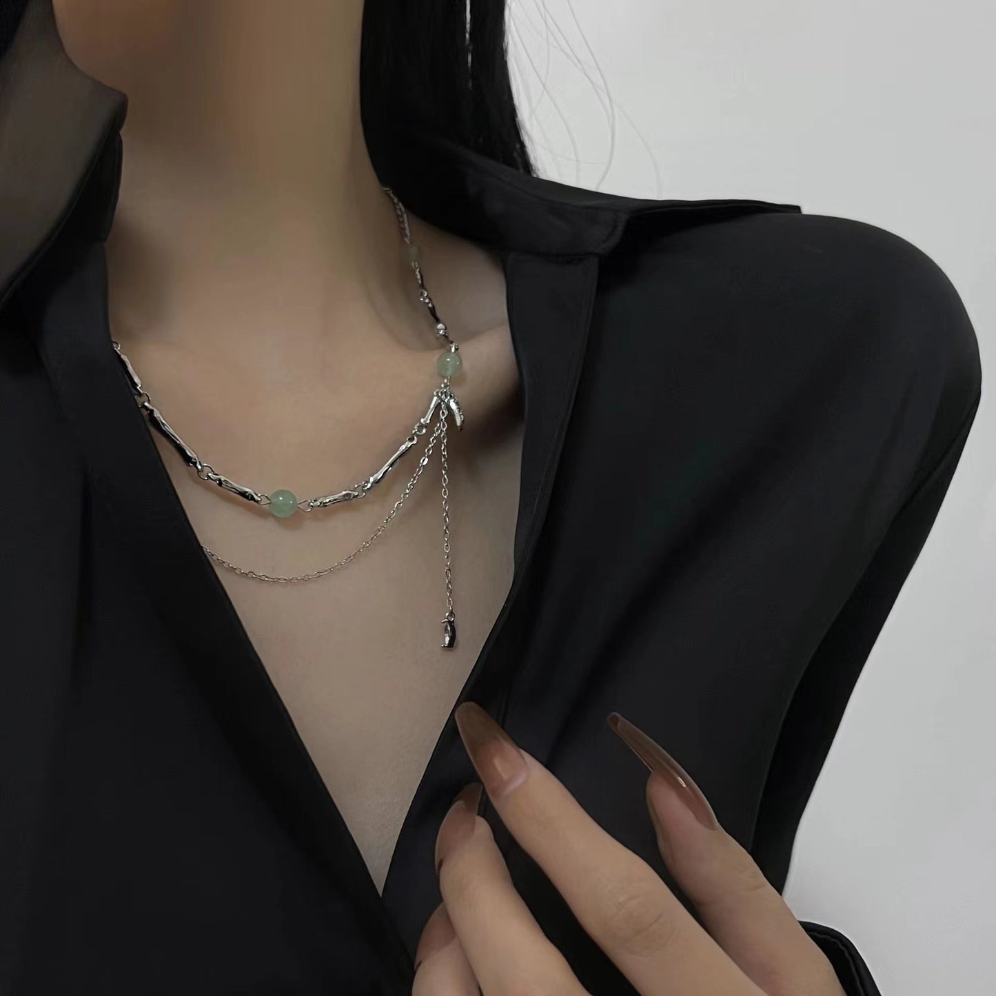 New Chinese style bamboo knot water drop tassel necklace with a male and female niche design, fashionable, sweet and cool collarbone chain trend