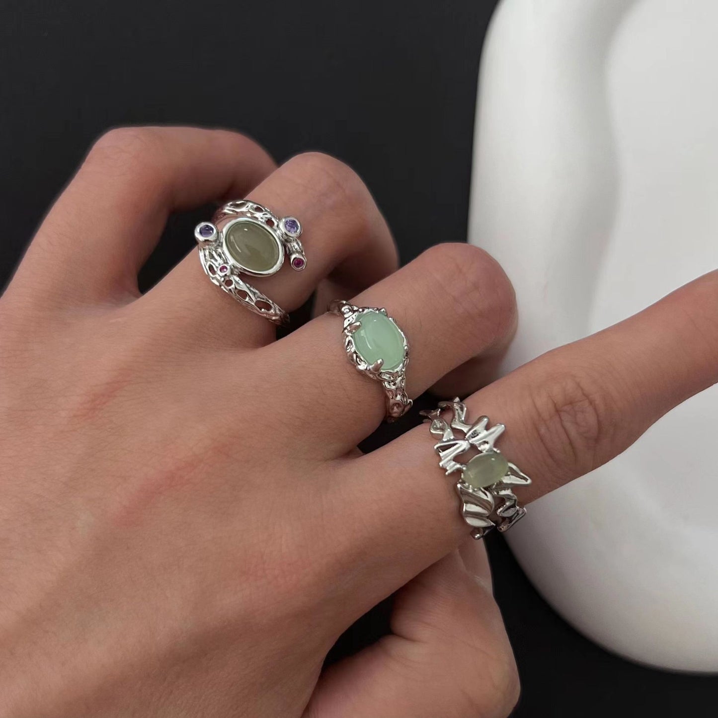 New Chinese style adjustable opening ring with irregular insets, cool and light luxury, niche design jewelry, green stone opening