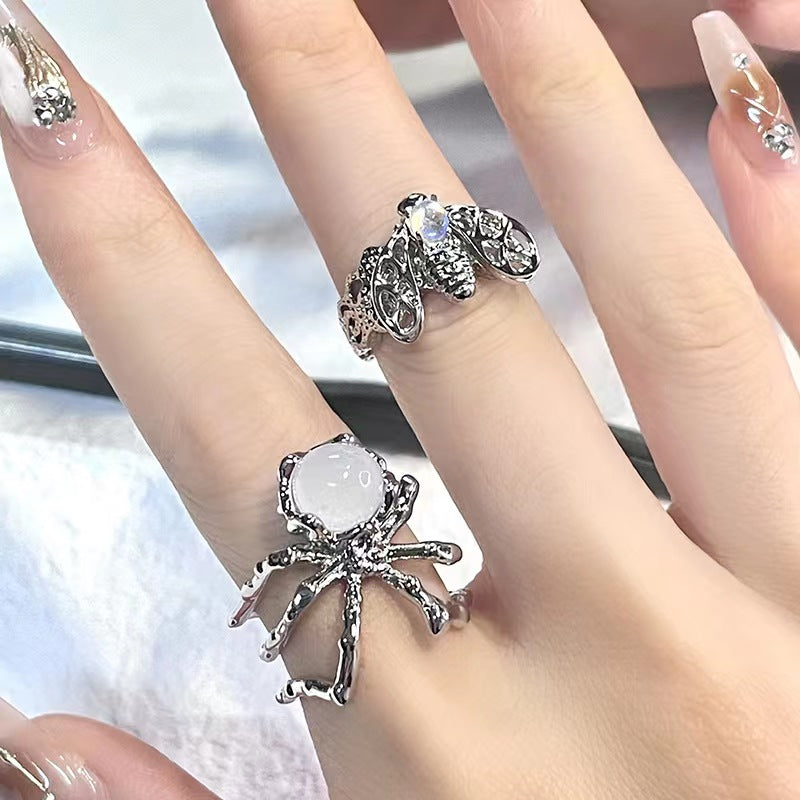 Spider Dark Punk Ring ins niche design, high-end sense, bee personality, moonlight stone, cool and adjustable wind