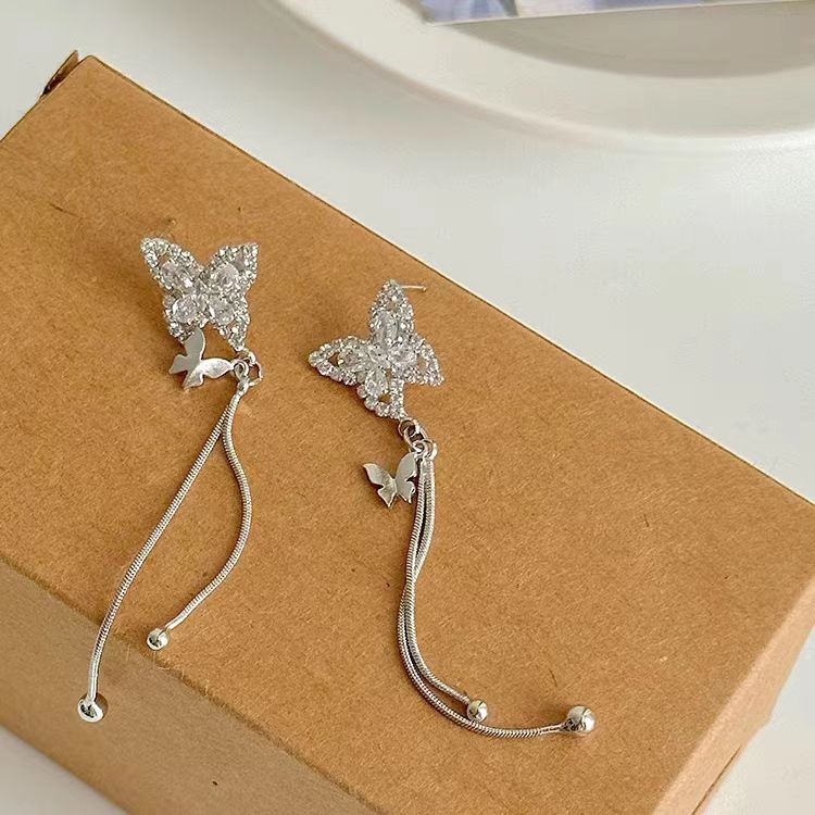 Long tassel butterfly earrings, light luxury and niche design, ear studs, 2023, new temperament, exquisite earrings, and earrings for women