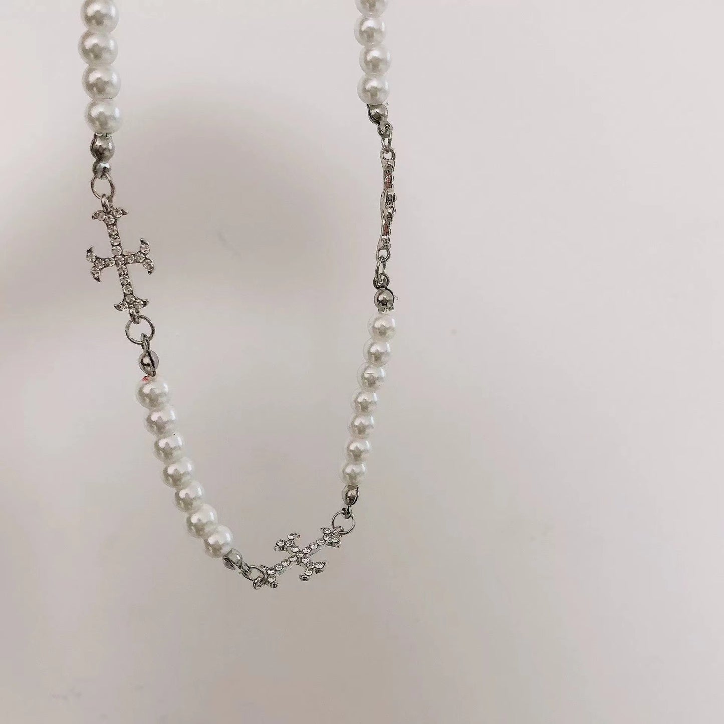 Pearl pentagram metal necklace