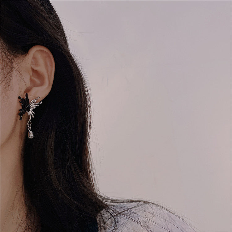 Japan and South Korea sweet cool style shaped butterfly tassel earrings personality luxury earrings ins niche design earrings wholesale