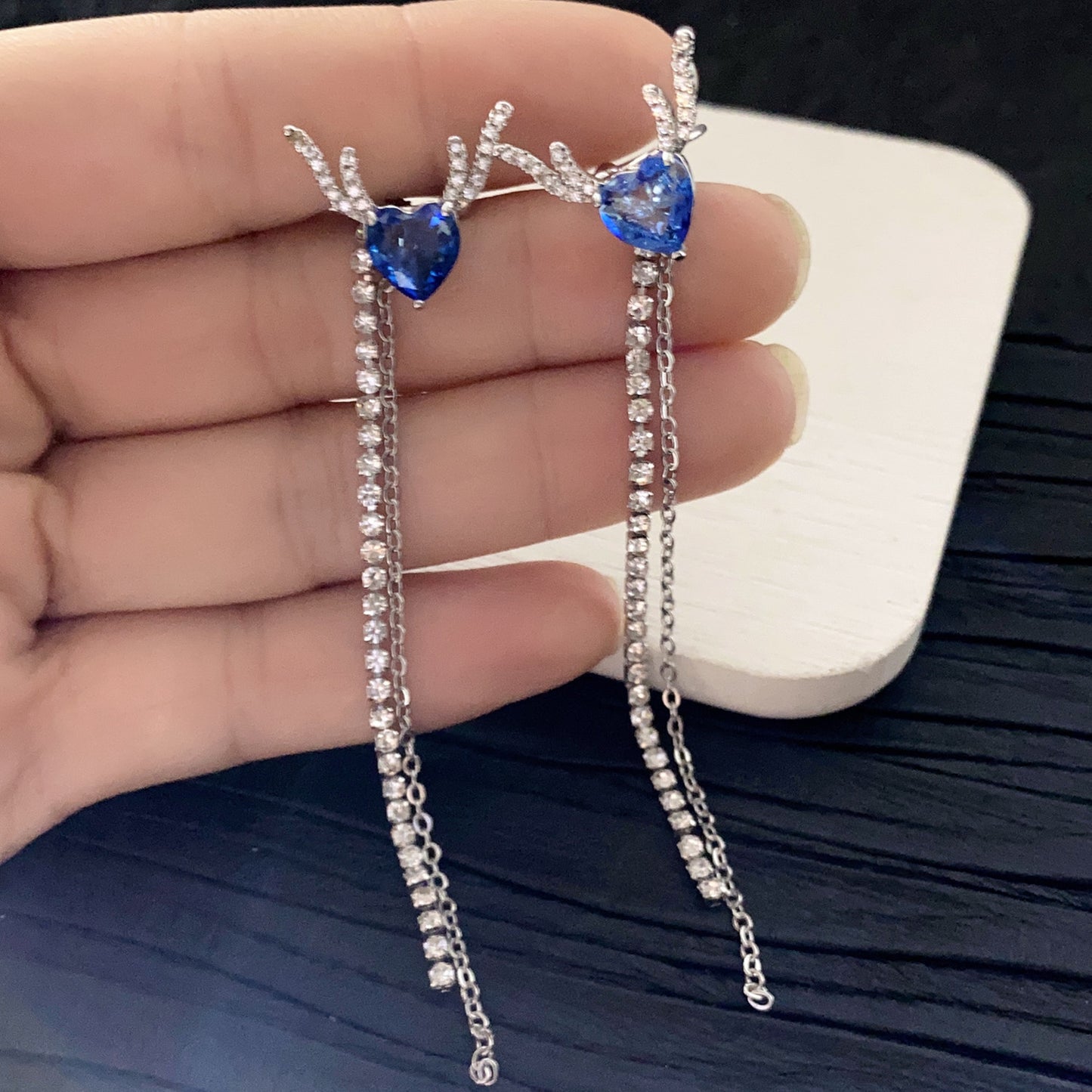 New diamond inlaid antler blue love diamond ear clip female long tassel earring ear bone clip