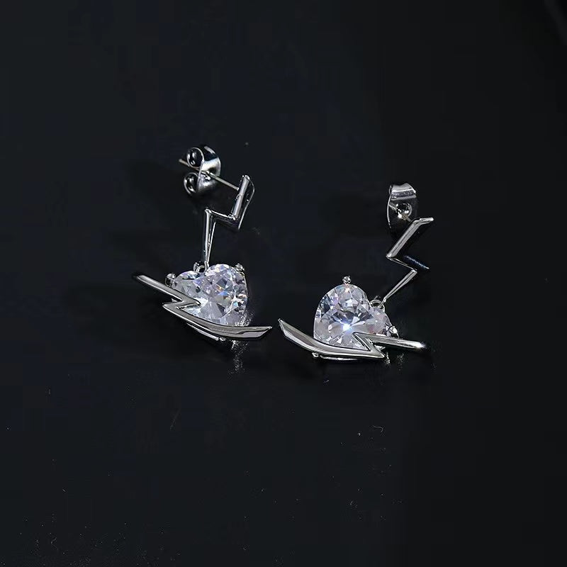 Love zircon earrings female ins niche design sense personality fashion 925 silver needle earrings sweet cool senior sense earrings