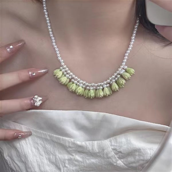 Vintage Green tulip bud hand made pearl light luxury collar chain female cold wind neck chain necklace