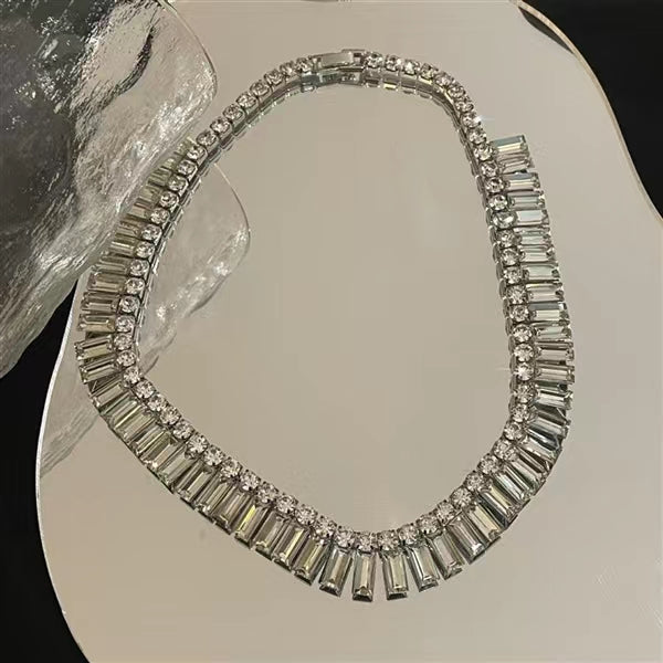 Light luxury full diamond zircon collarbone chain hip hop net red short neck chain fashion Choker female