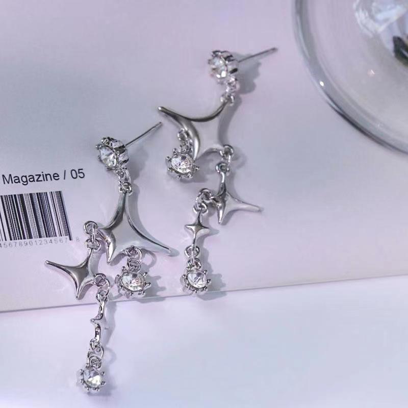 French New Four Star Earrings 2021 Small Fashion Design Earrings Tassel