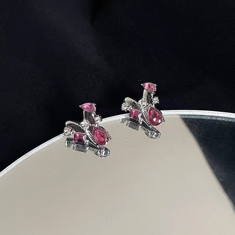 S925 Silver Needle Personality Metallic Love Earrings Red Diamond Earrings