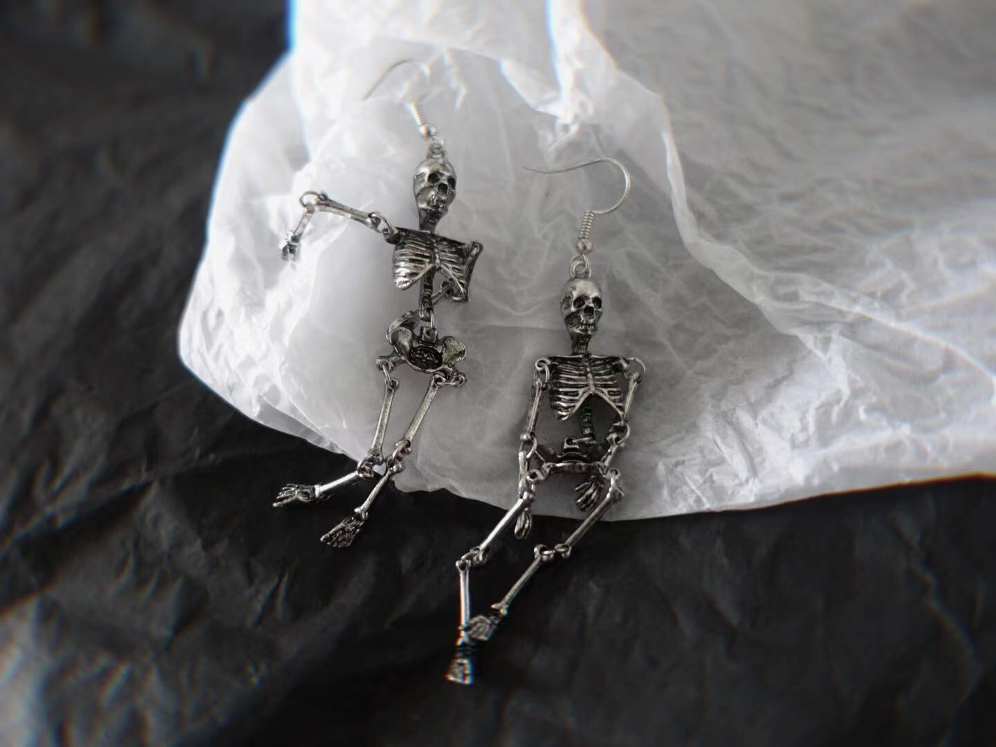 Skull earrings with Silver Vintage tassels