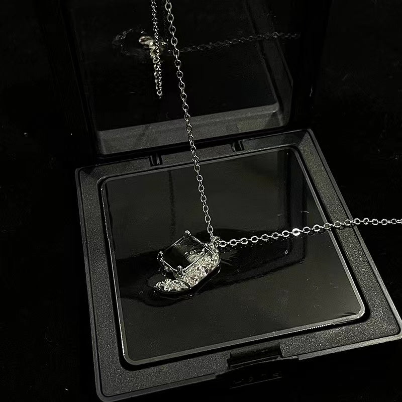 Niche design jewelry set ins dark style open ring senior sense of black zircon necklace French earrings