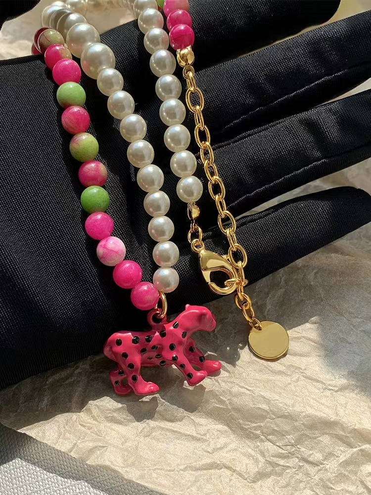 Sweet cool pink leopard pearl necklace
