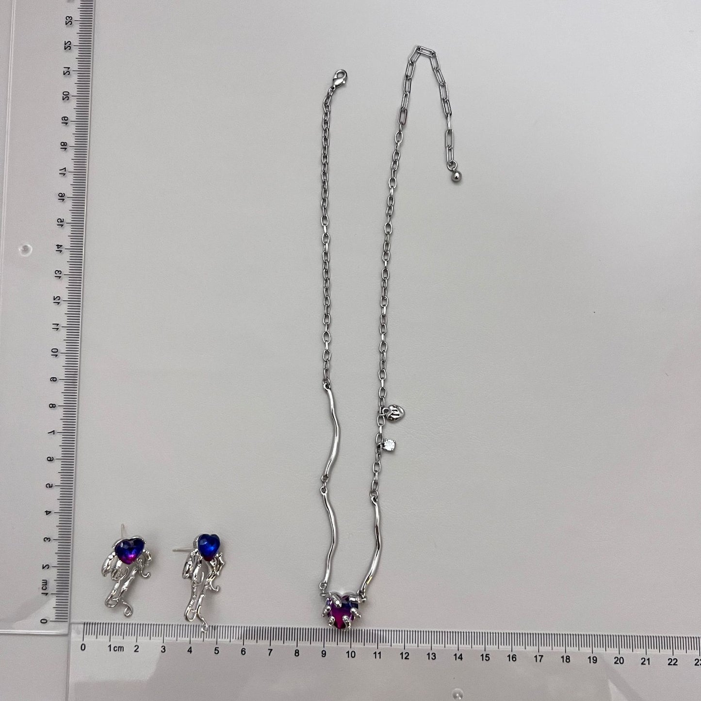 Original sweet cool hot girl necklace purple twist love earrings ins hip-hop niche design sense of seniority