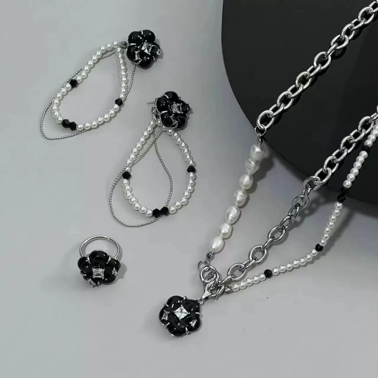 Black and white color floral necklace