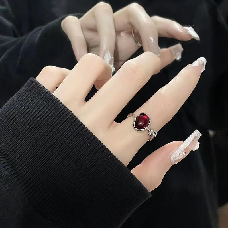 Red onyx niche design sense ins cold style senior sense simple flower bud gemstone ring