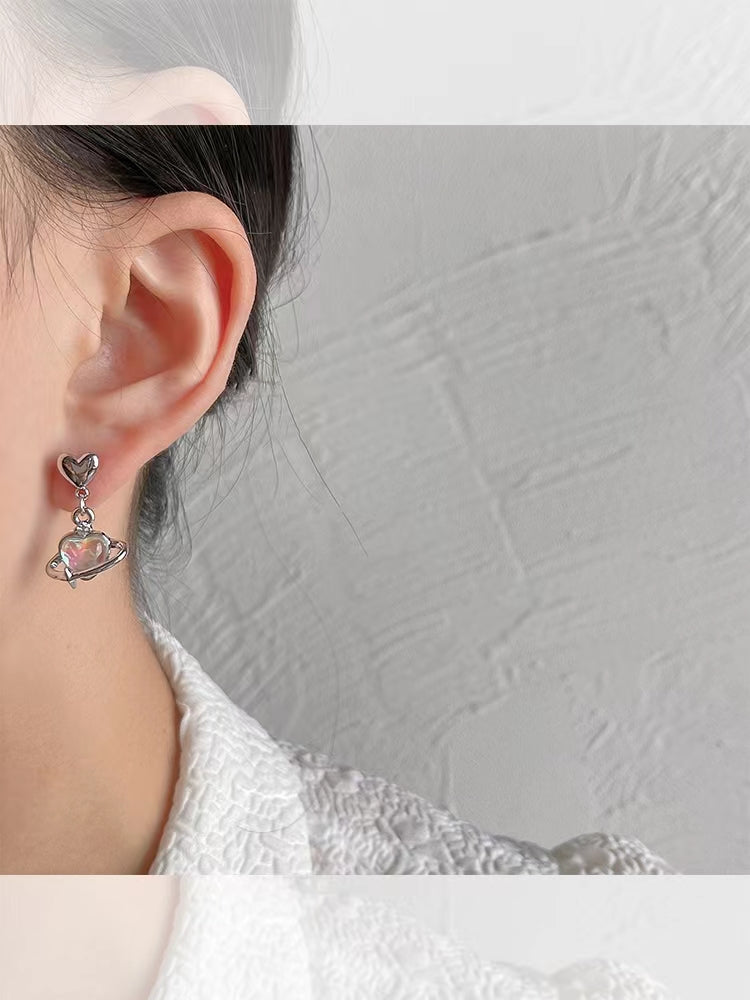 Metal love earrings 925 silver temperament versatile design ins niche peach heart earrings