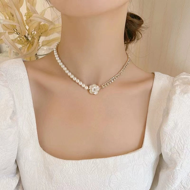 French vintage design light luxury camellia necklace