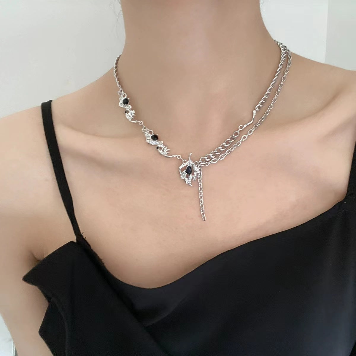 Irregular black diamond necklace