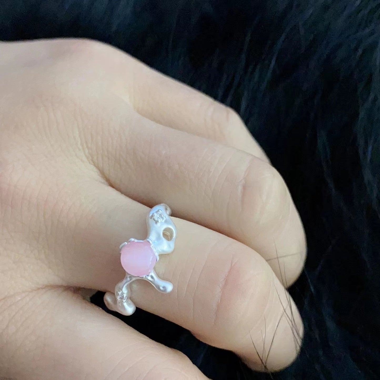 Niche design sense light luxury new tide pink cat's eye stone ring