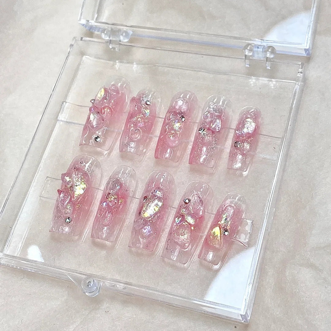 New transparent natural crystal crushed stone irregular strawberry crystal nail decoration finished product