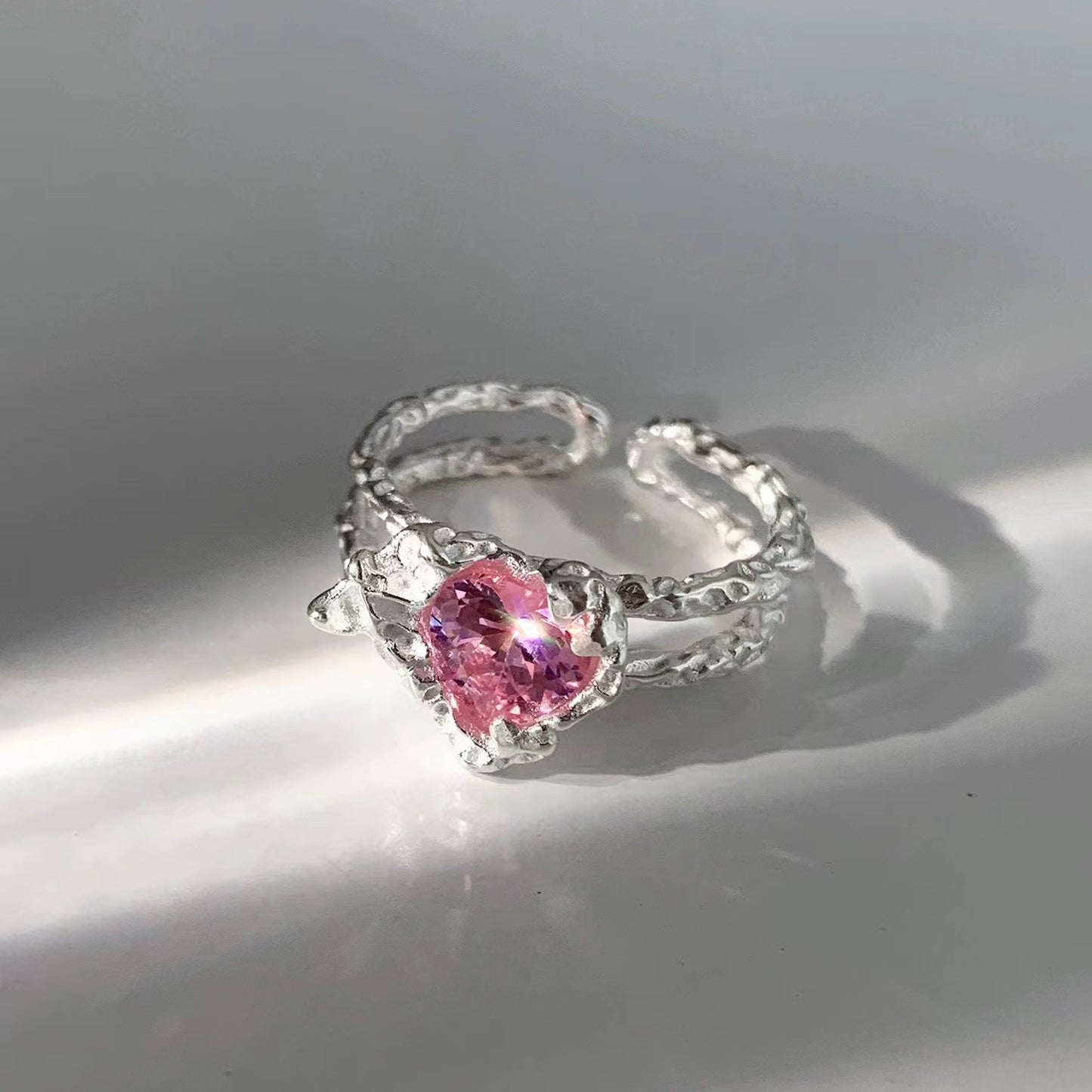 Niche design sense ins wind moonstone ring female love gemstone opening senior sense pink diamond zircon finger ring tide