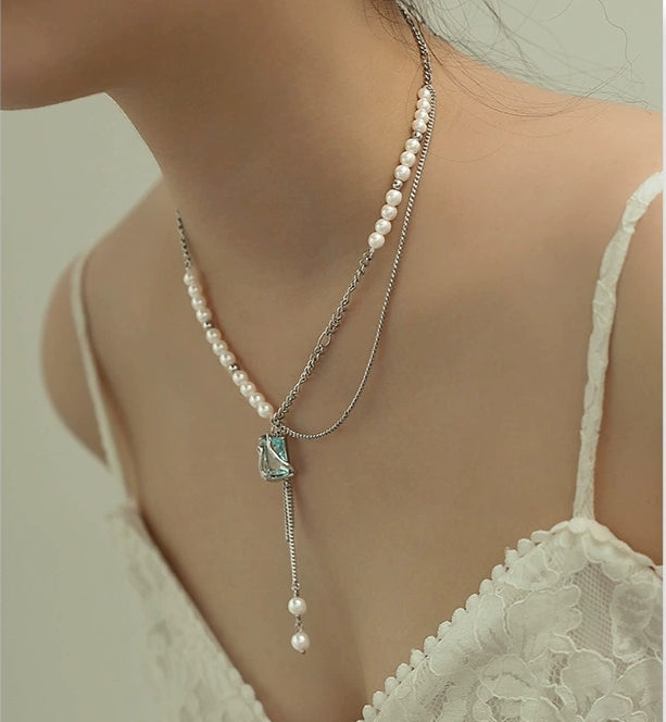 Blue glass series necklace female wholesale niche design new Chinese senior sense of fresh sweet cool wind collarbone chain jewelry
