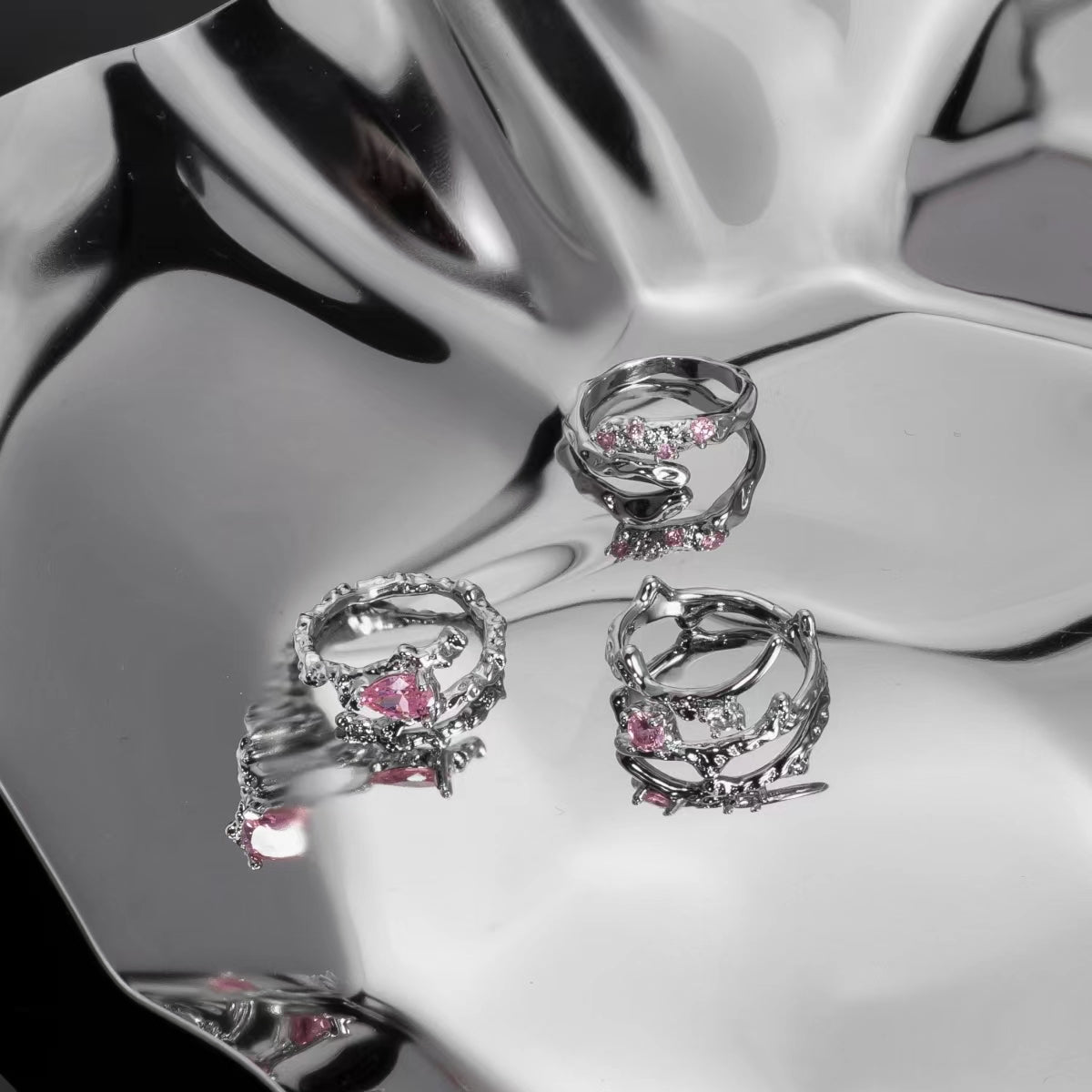 Pink Irregular Diamond Metal Ring