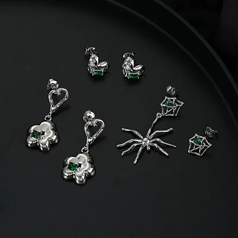 Senior sense earrings female ins cold wind personality trend love green zirconia earrings fashion design sense earrings