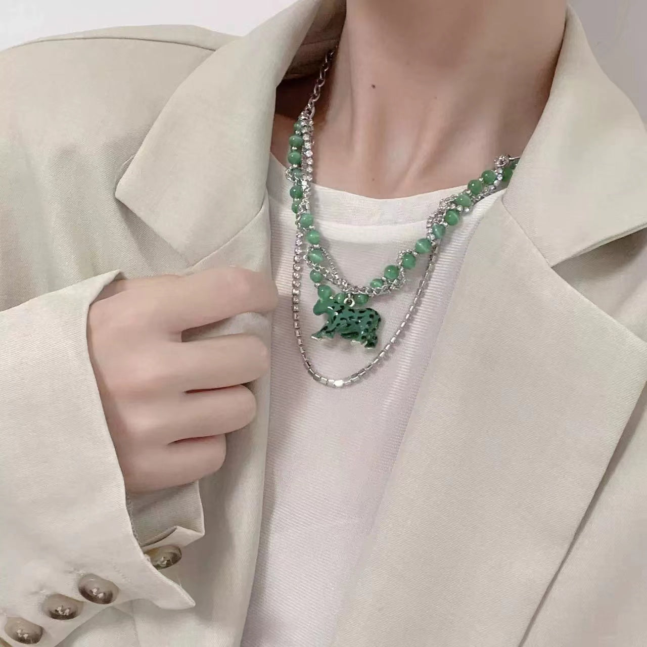 Green leopard diamond necklace