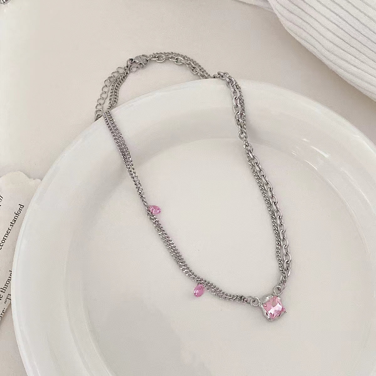Pink color love pearl necklacePink color love pearl necklace