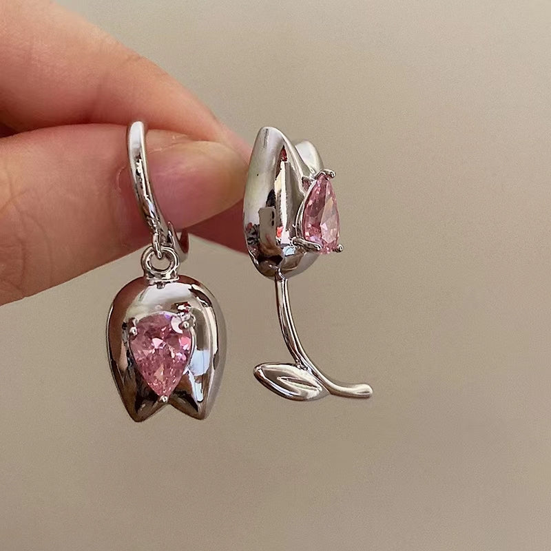 Tantalizing tulip metal pink zircon flower earrings