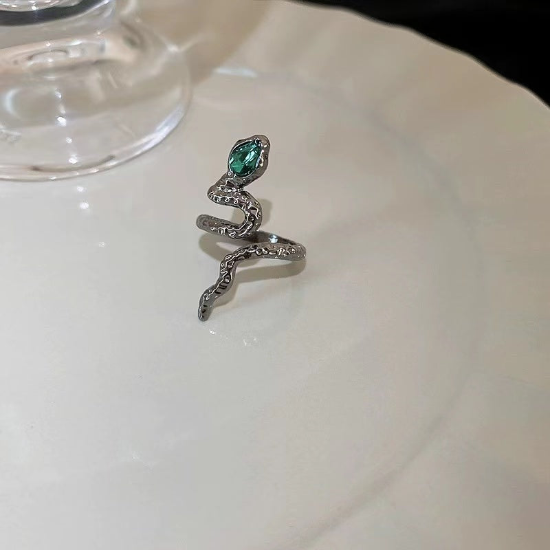 Metallic cold style geometric zirconia pearl ring