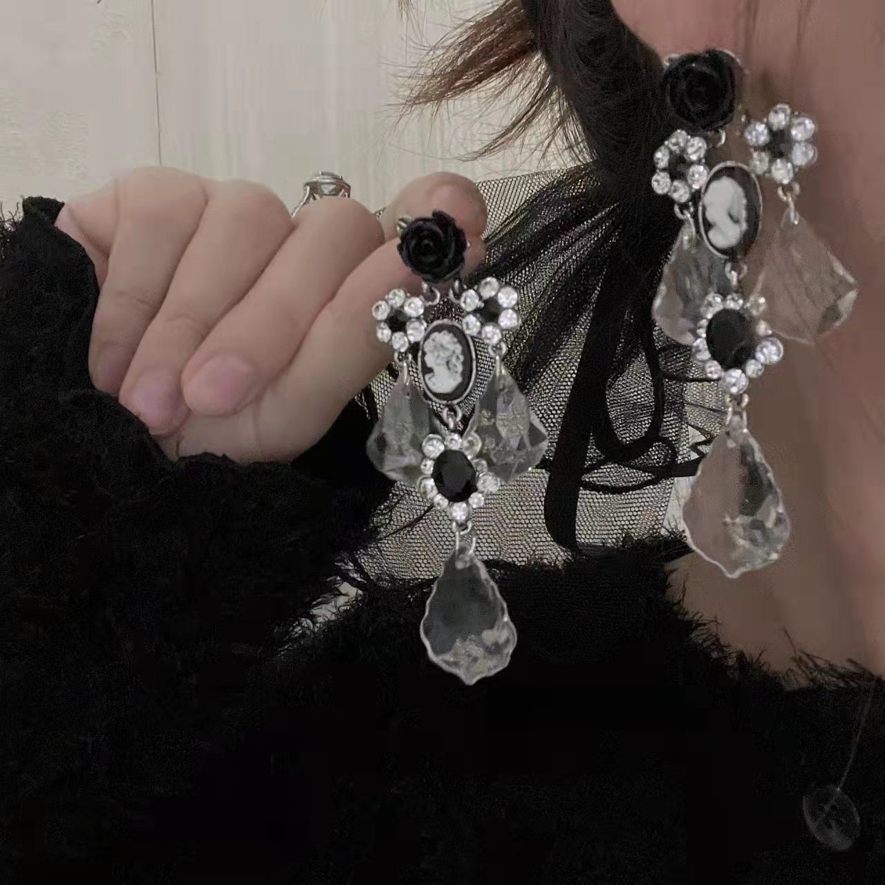 Baroque Vintage flower earrings