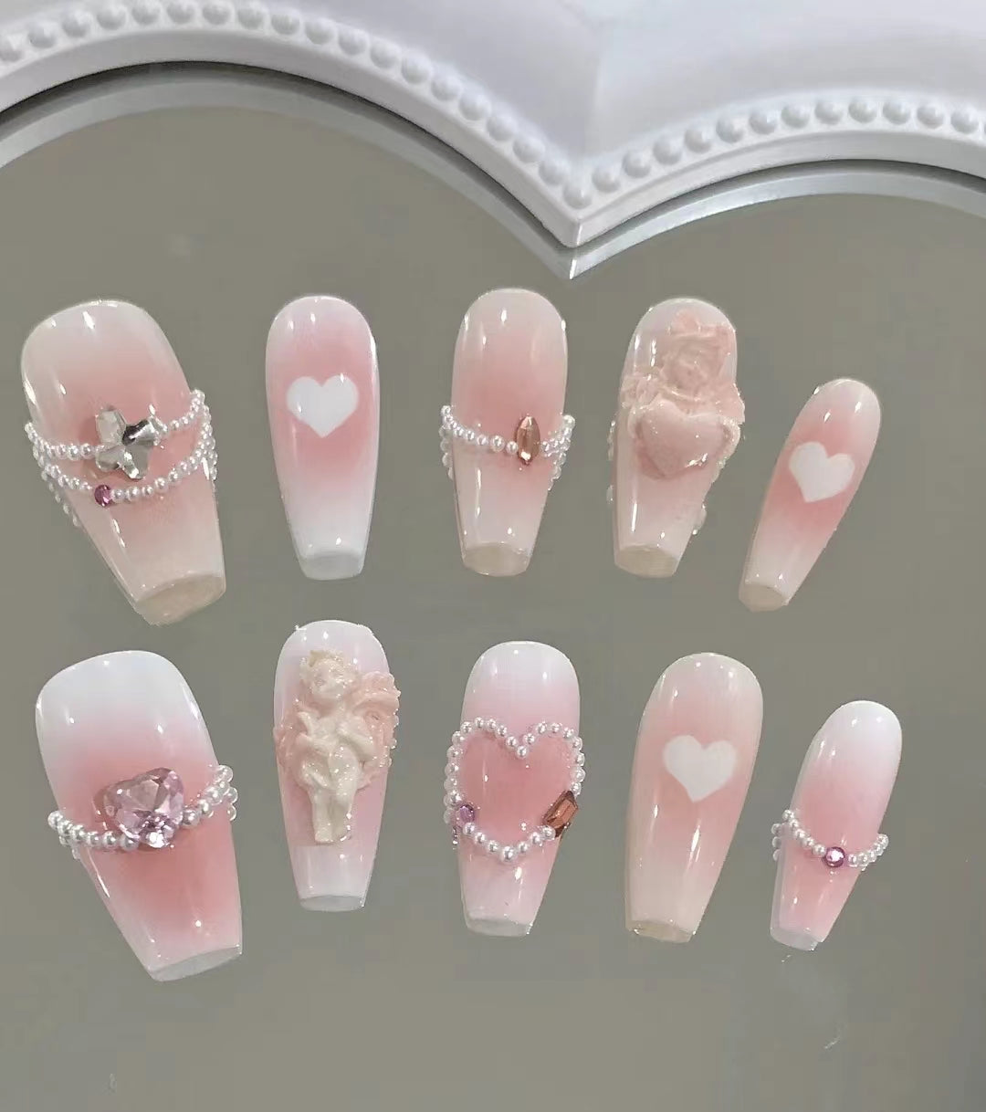 Customizing beautiful nails