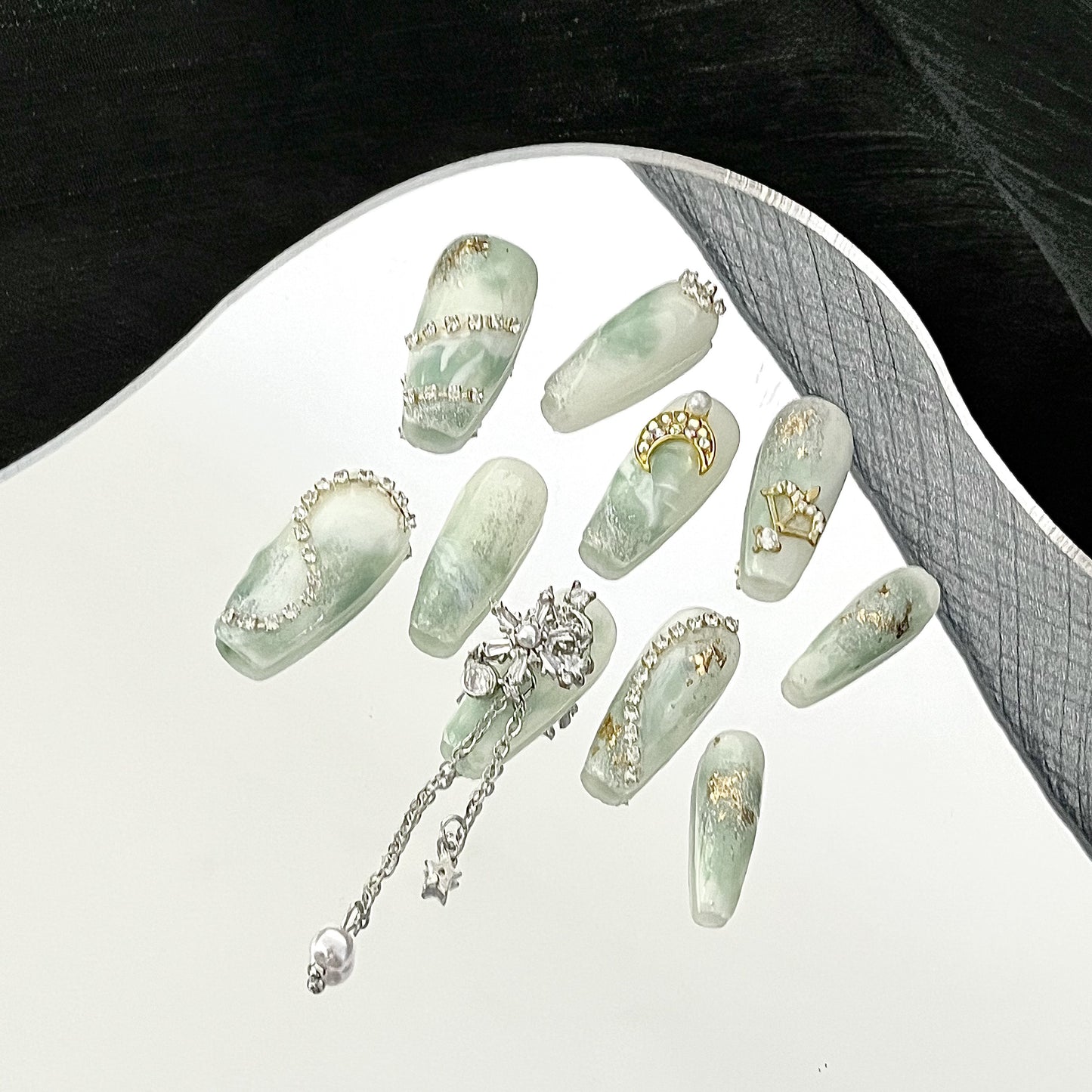 Qingqing Sea of Clouds | Oriental Aesthetics, National Style, Hand-painted Halo Dyed, Handmade Nail Enhancement, Stars and Moon Shining, Cupid's Arrow Wearing Armor